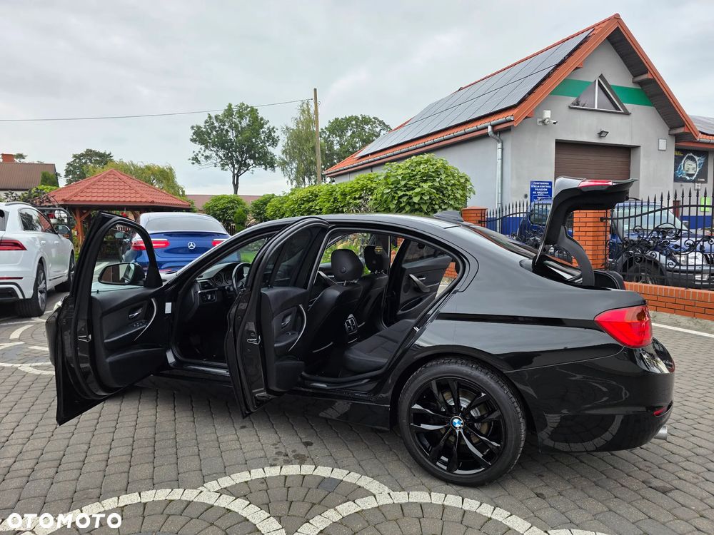 BMW Seria 3 - 16