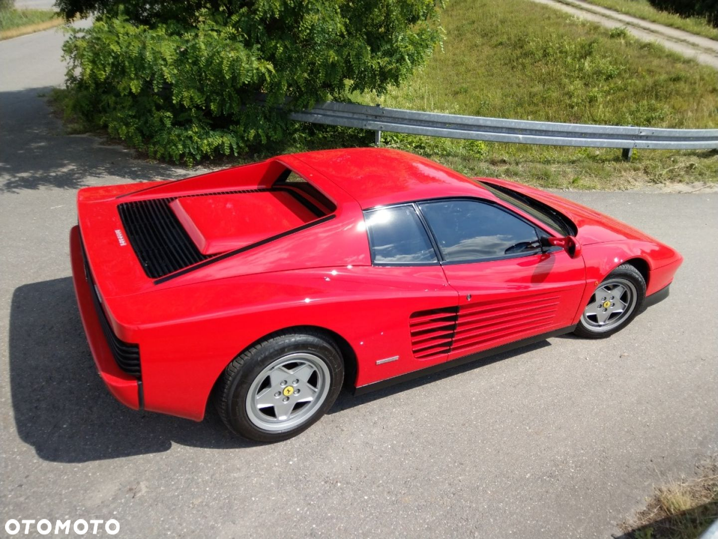 Ferrari Testarossa - 11