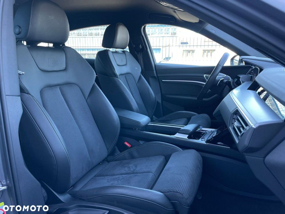 Audi e-tron Sportback - 22