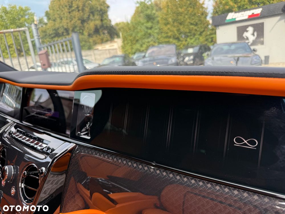 Rolls-Royce Cullinan Series II Black Badge - 32