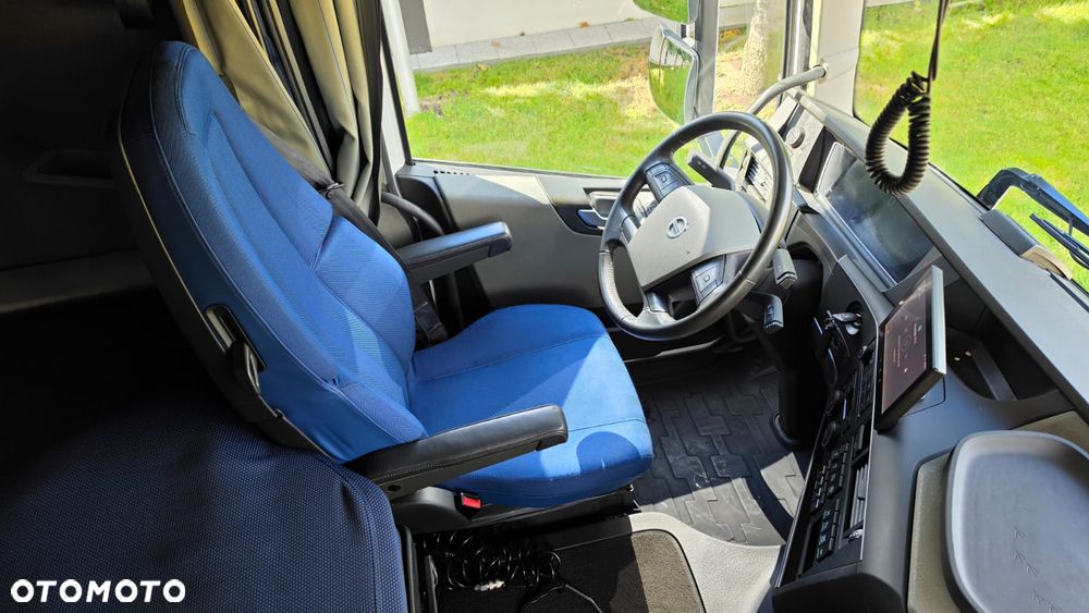 Volvo ///FH///500///2023/// GLOBETROTTER///XXL///FULLLED/// VIRTUAL COCPIT///KLIMATYZACJA POSTOJOWA///ALUFELGI///RADARY/// KAMERA///WYŚWIETLACZ OBCIĄŻENIA/// ZABUDOWY MIĘDZYOSIOWE/// STAN BARDZO DOBRY - 31