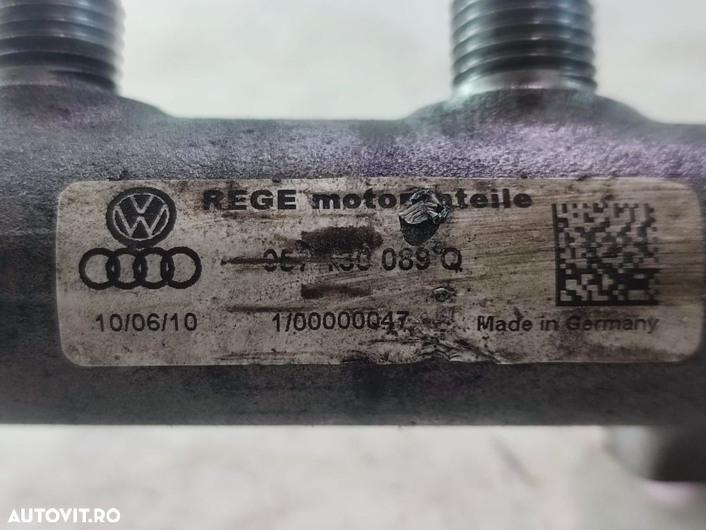 Rampa injectoare stanga 057130089Q 4.2 tdi CDSB Audi Q7 4L [facelift] - 2