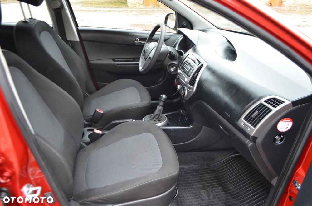 Hyundai i20 1.25 Comfort - 23