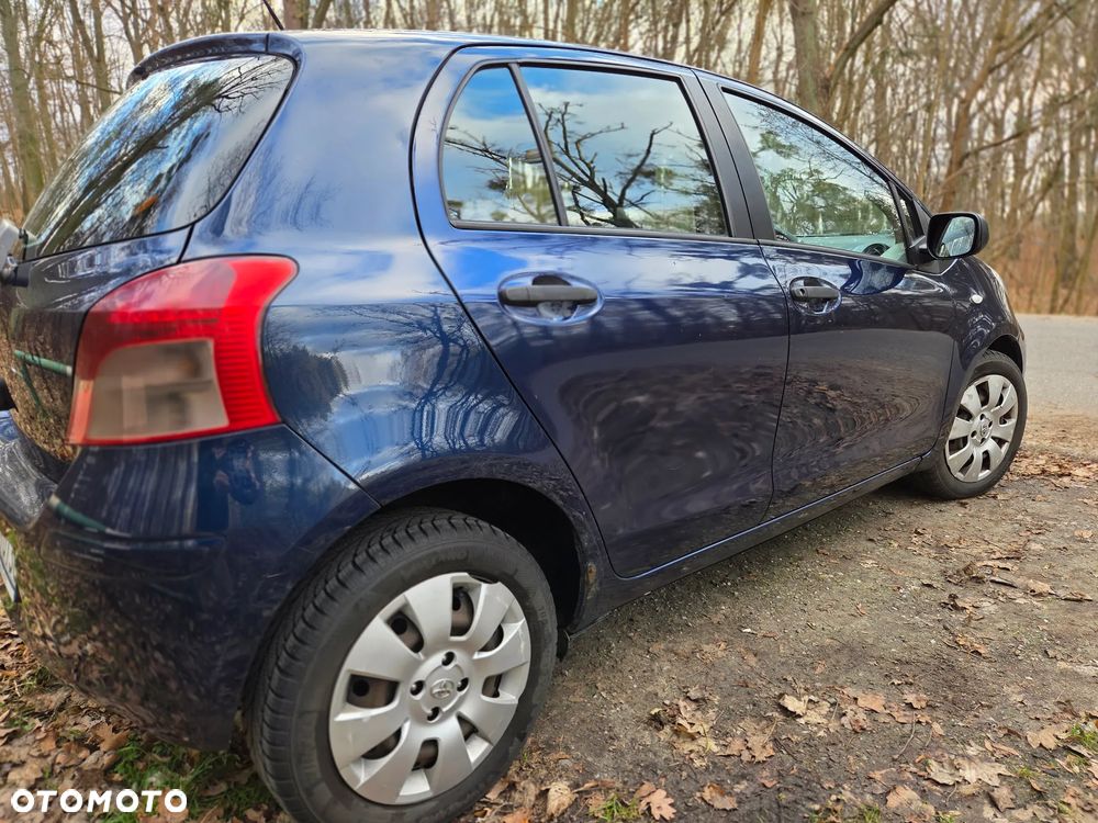Toyota Yaris 1.33 Luna - 3