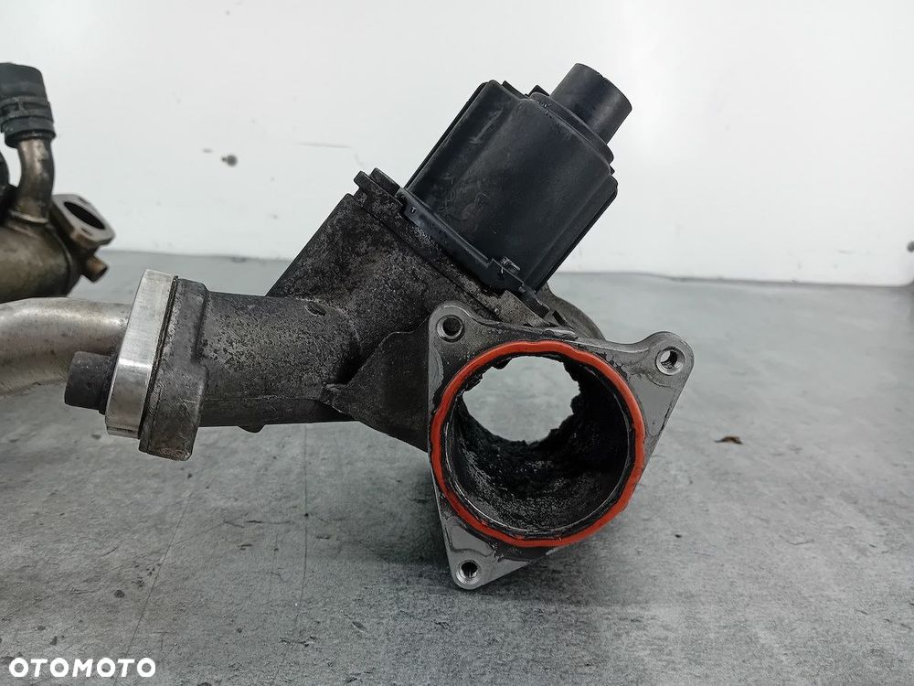ZAWÓR EGR Z CHŁODNICĄ SPALIN VW PASSAT B6 023G129637A 2.0 TDI - 8