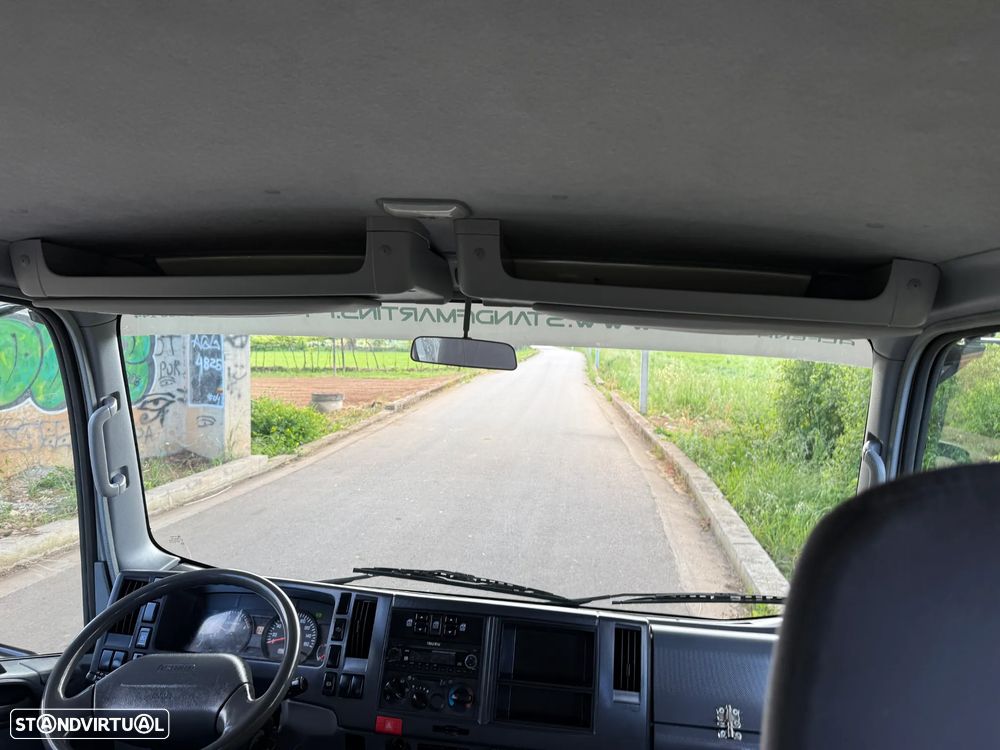 Isuzu NLR 35.150 C.DUPLA BASCULANTE - 23