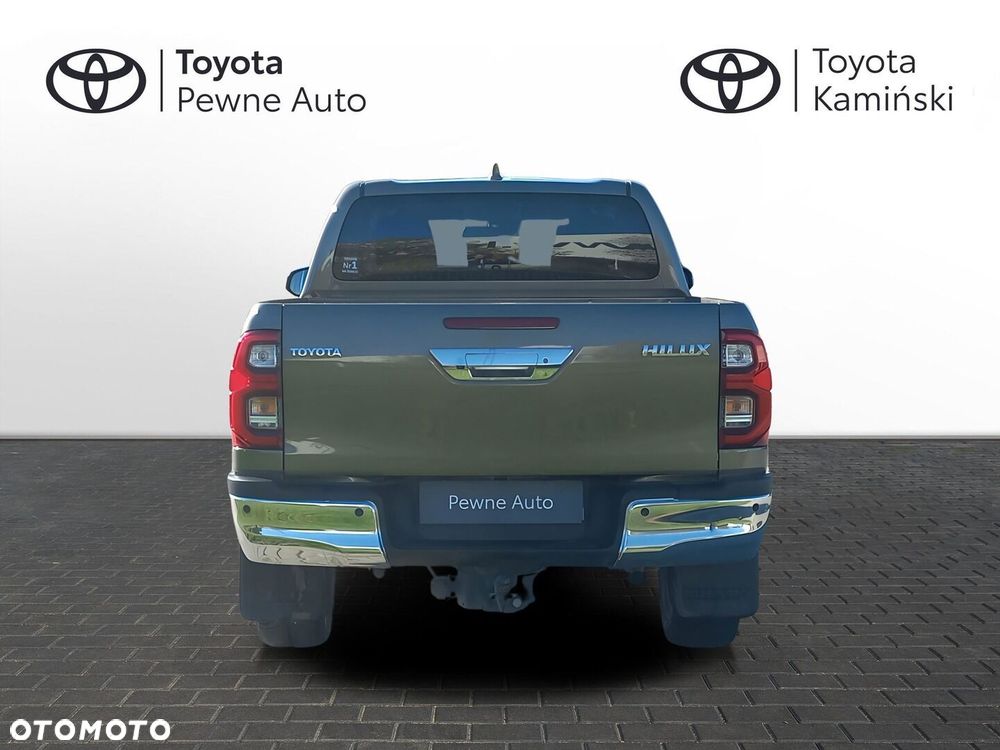 Toyota Hilux 2.8 D-4D Double Cab SR5 4x4 - 4