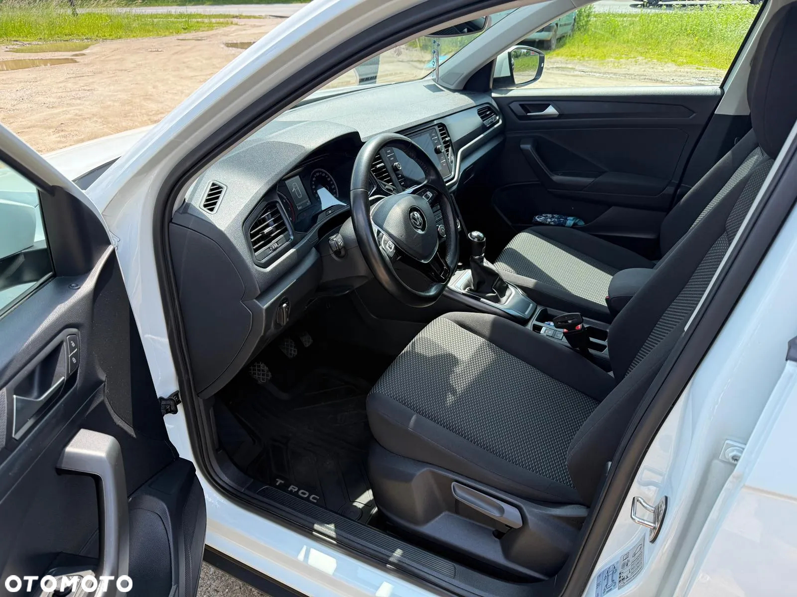 Volkswagen T-Roc 1.0 TSI Advance - 20