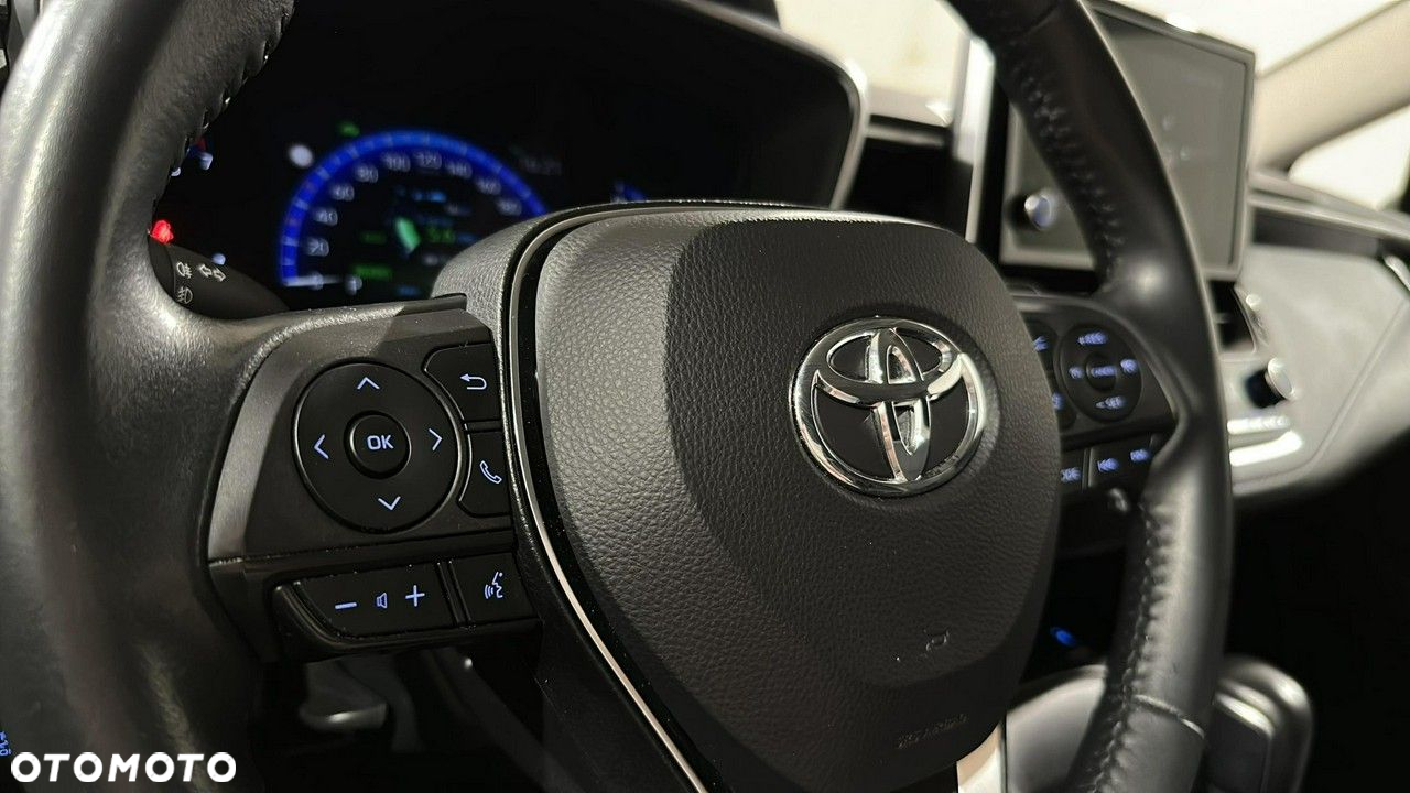 Toyota Corolla - 22