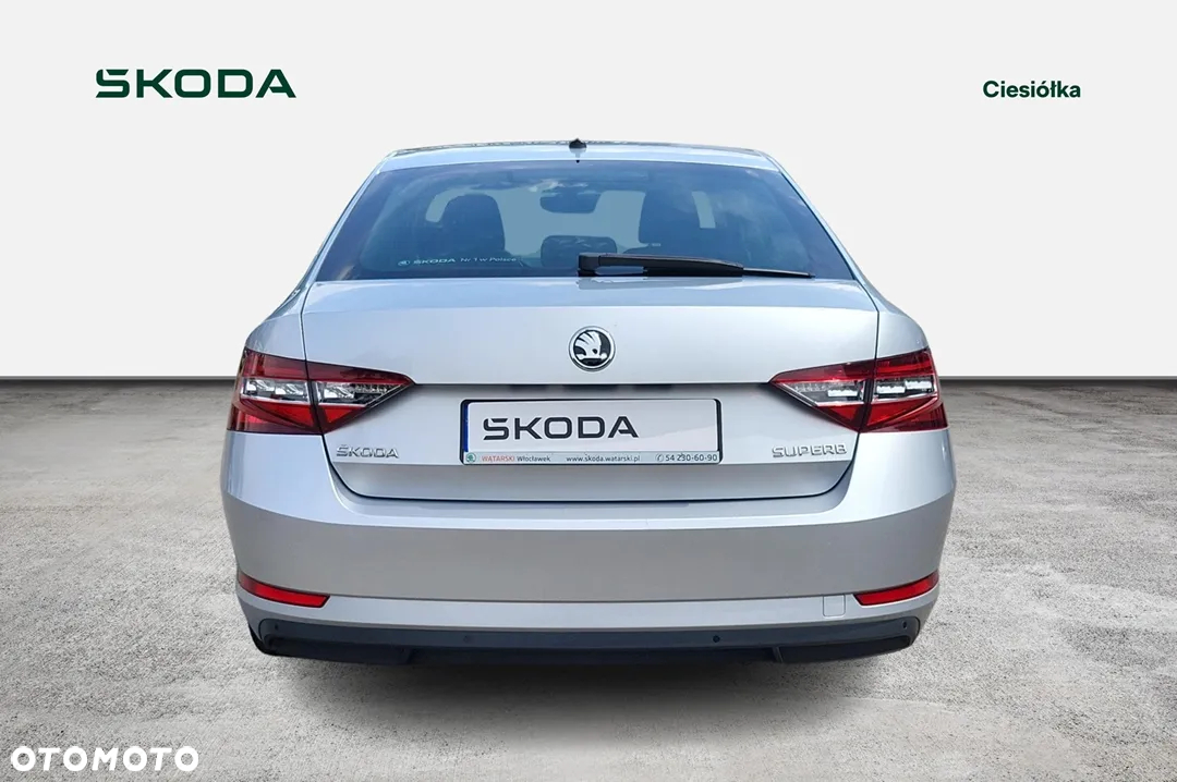 Skoda Superb 2.0 TDI Ambition - 4