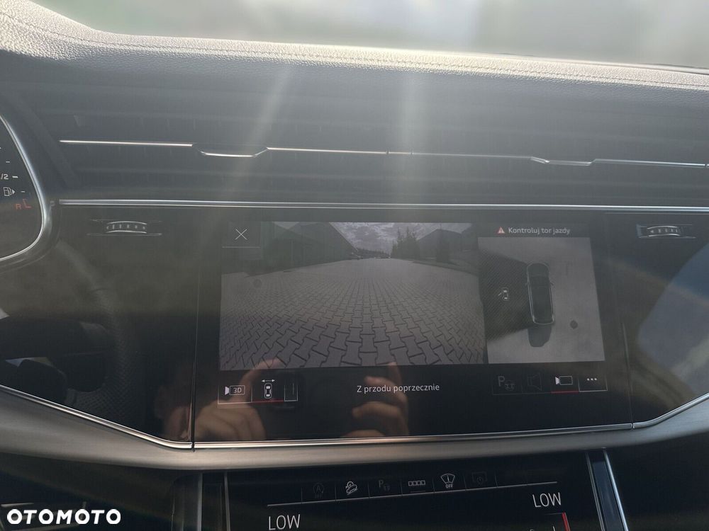 Audi Q7 - 25