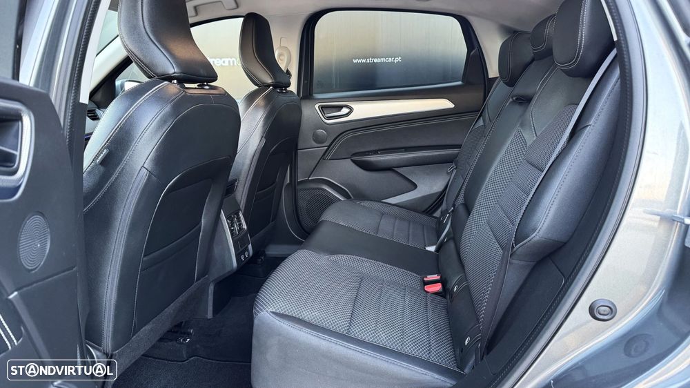 Renault Arkana 1.6 E-Tech Intens - 27