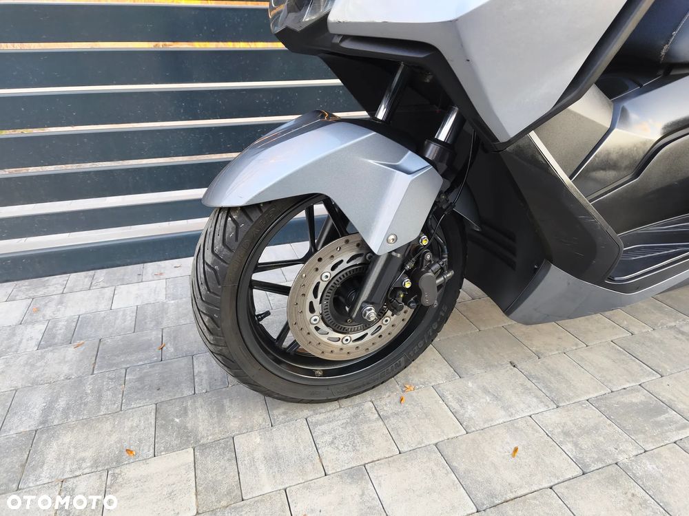 Honda NSS - 12
