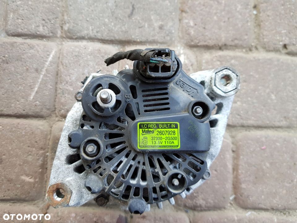 Kia Sorento II 2.4 Alternator 37300-2G500 - 3