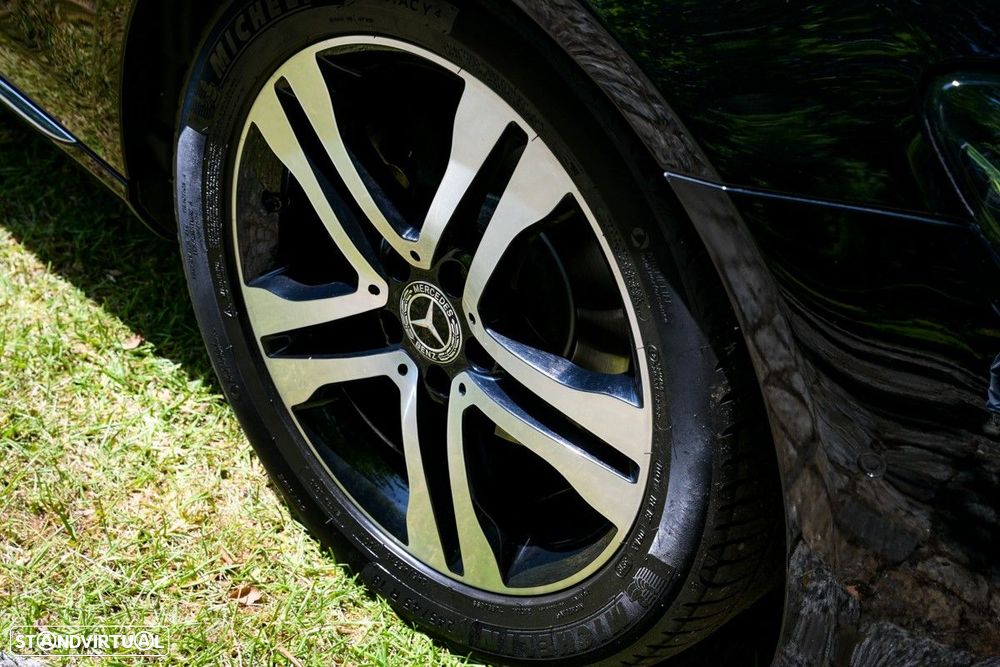 Mercedes-Benz E 220 d Avantgarde - 18