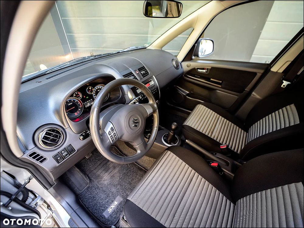 Suzuki SX4 - 19