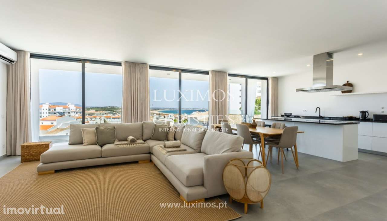 Moradia V3 de estilo moderno, com vista mar em Lagos, Algarve - Grande imagem: 3/25