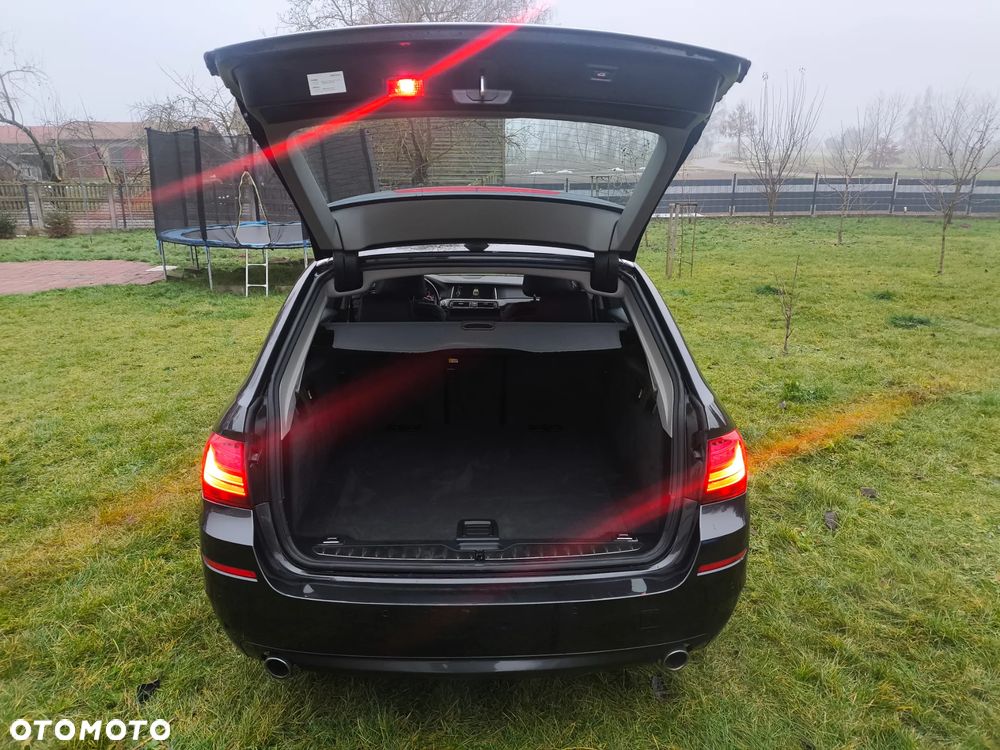 BMW Seria 5 535d xDrive Sport-Aut Modern Line - 24