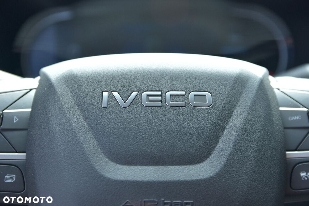 Iveco Daily Furgon 35S18HA8V 3.0 180KM AT8 - 11
