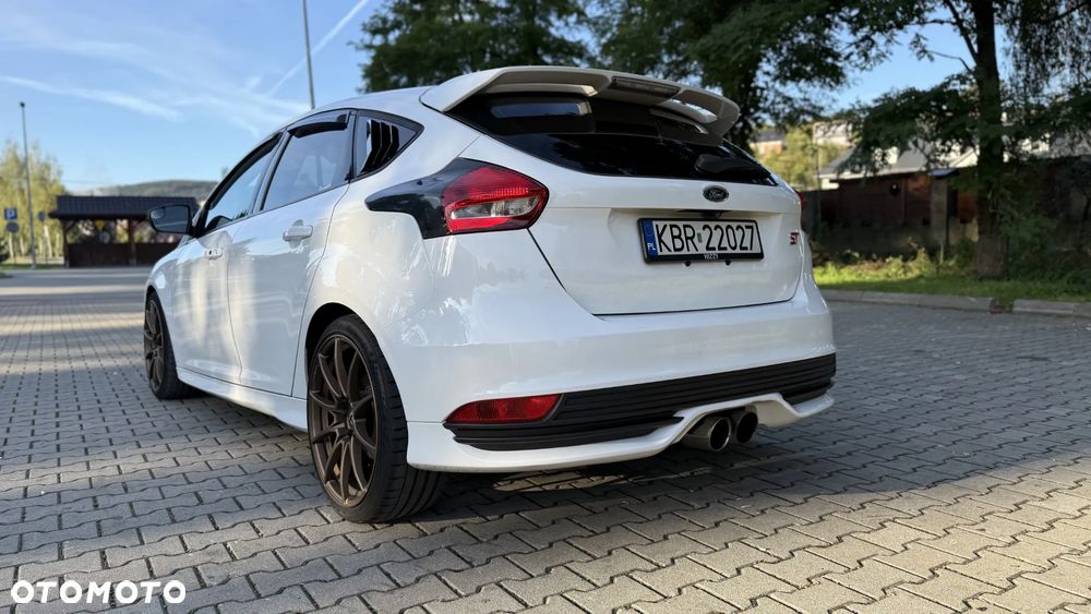 Ford Focus 2.0 EcoBoost ST - 5