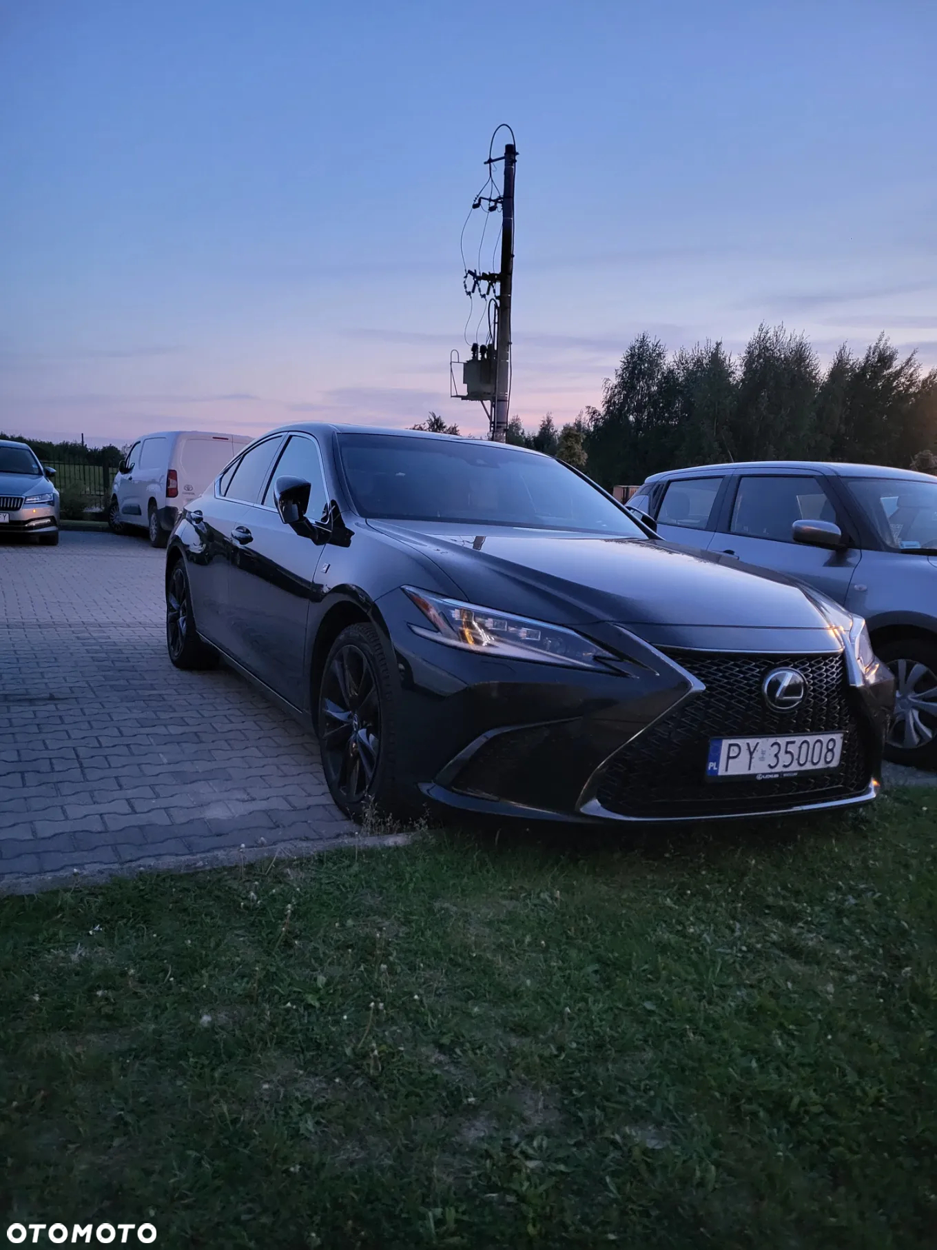 Lexus ES 300h F Sport - 8