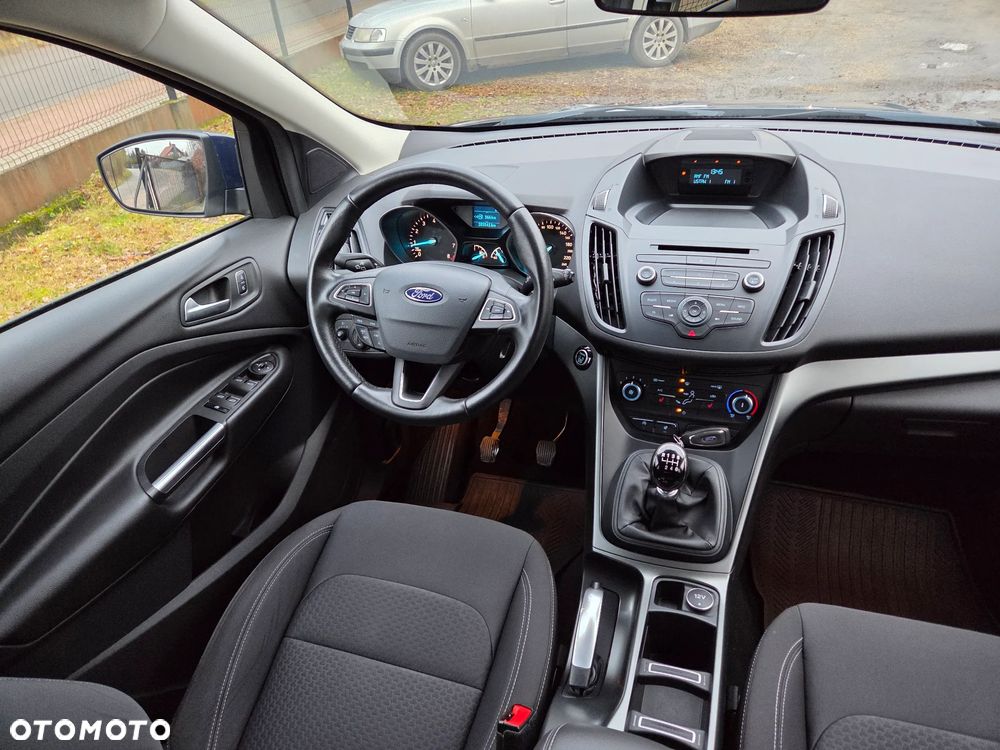 Ford Kuga 1.5 EcoBoost 2x4 Trend - 20