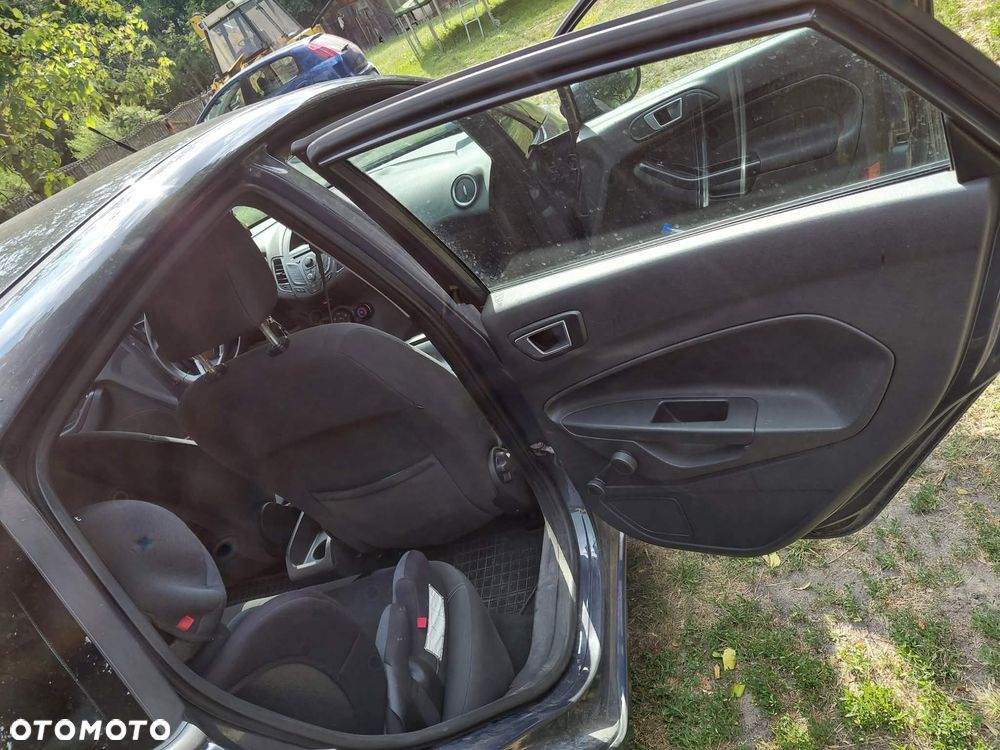 Ford Fiesta - 8