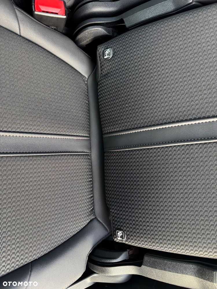 Peugeot 5008 PureTech 130 EAT8 Stop & Start GT - 22