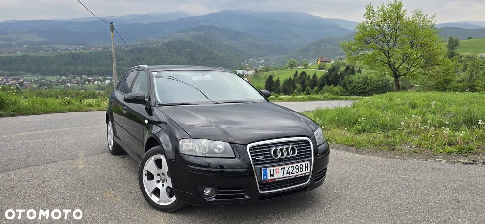 Audi A3 Sportback 2.0 TDI DPF quattro Ambiente - 2