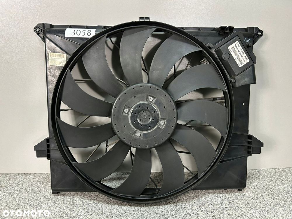 MERCEDES ML GL W164 X164 W251 WENTYLATOR OBUDOWA WIATRAK 1645000093 - 1