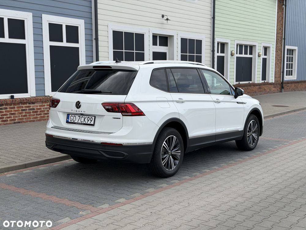 Volkswagen Tiguan 2.0 TSI 4Motion DSG OPF IQ.DRIVE - 4