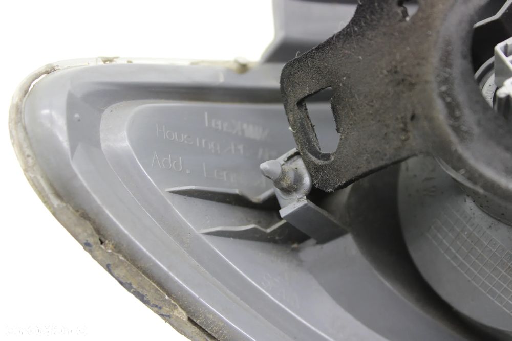 Mazda 2 Lama Prawa Tył w Błotnik - 3