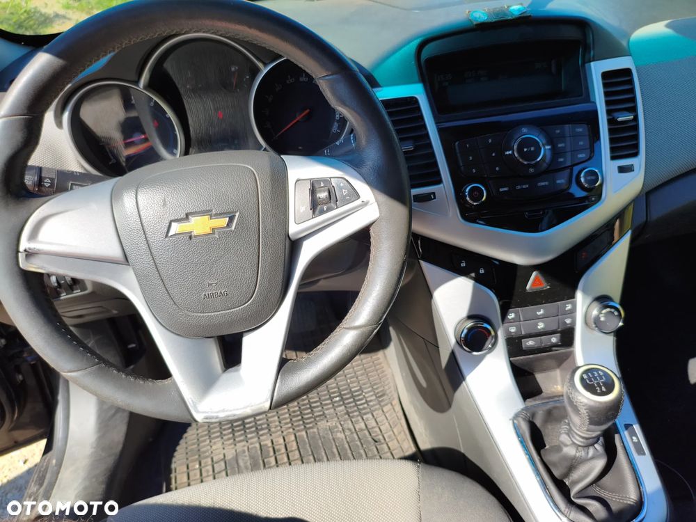 Chevrolet Cruze 1.6 - 16
