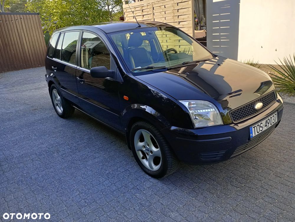 Ford Fusion - 2