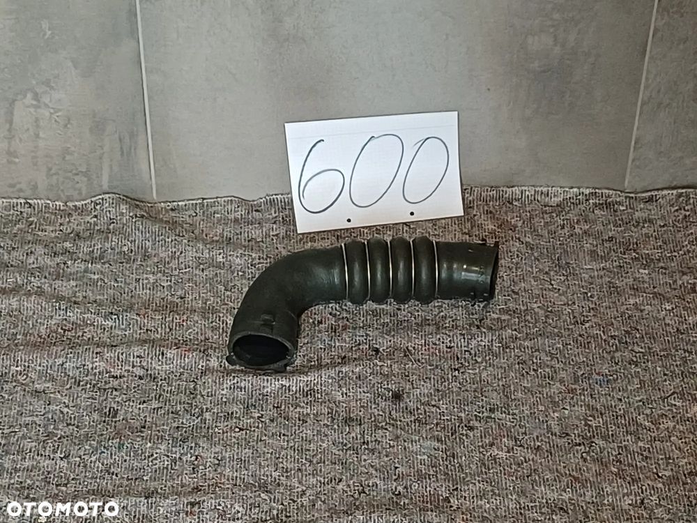 NR 600 Rura powietrza Intercoolera Audi A6 C6 3.0 diesel 4F0145738F - 1