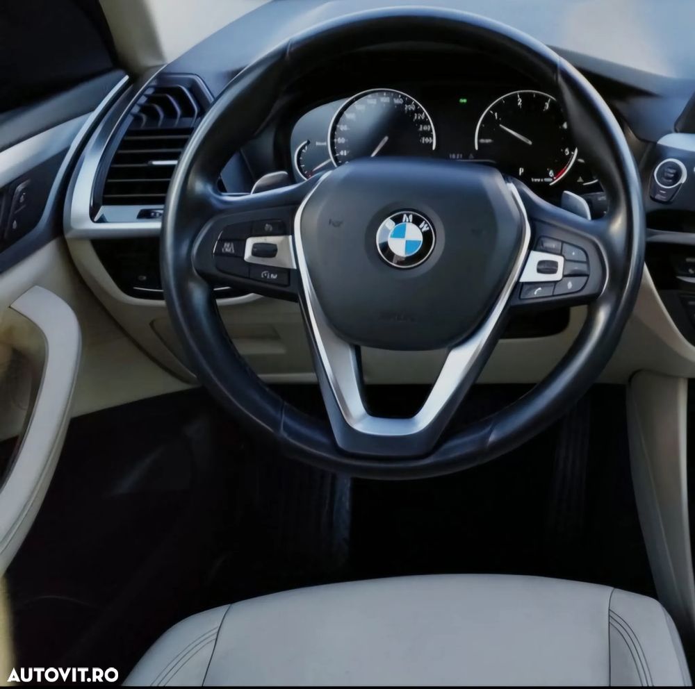 BMW X3 xDrive20d AT Advantage - 12