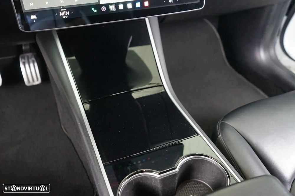 Tesla Model 3 Standard Range Plus RWD - 26