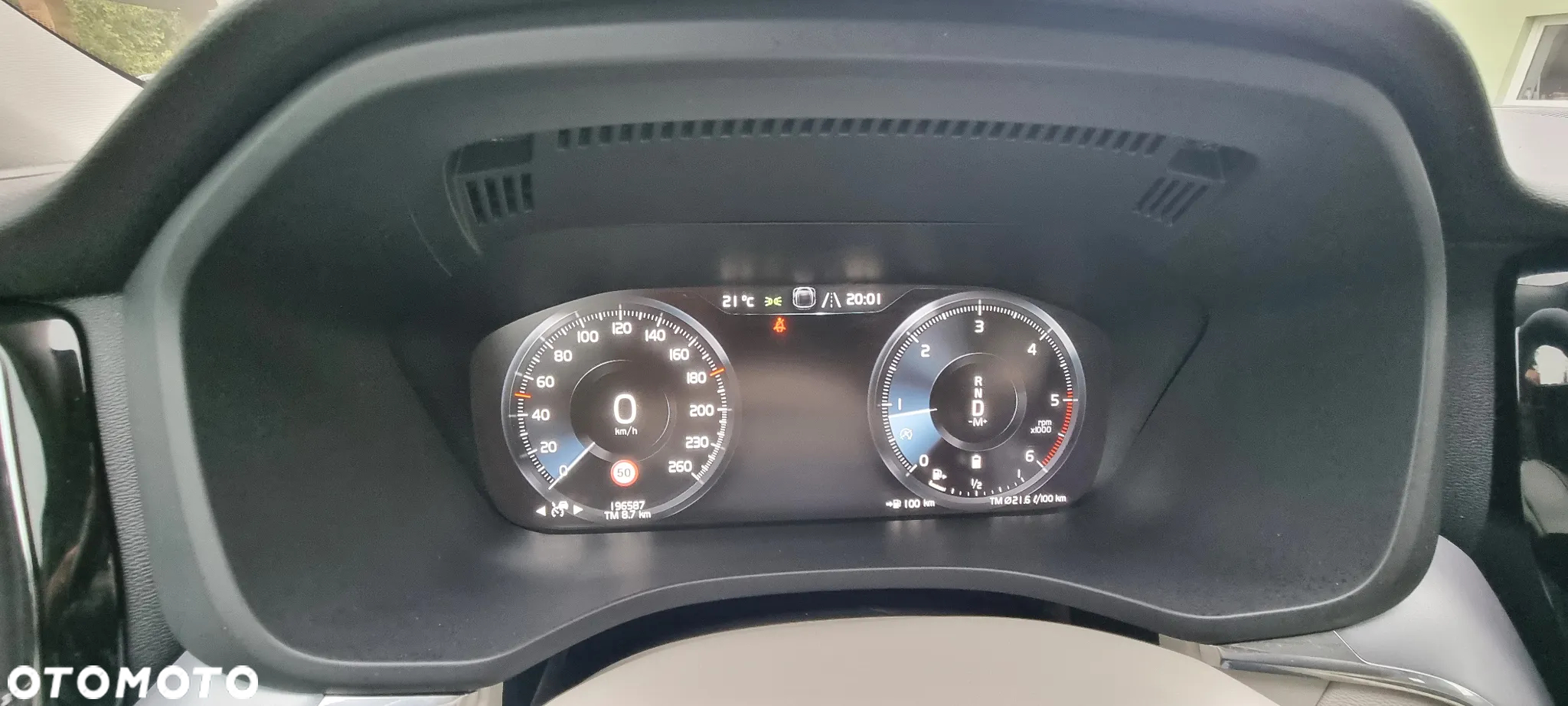 Volvo XC 60 B4 D AWD Geartronic Momentum Pro - 26