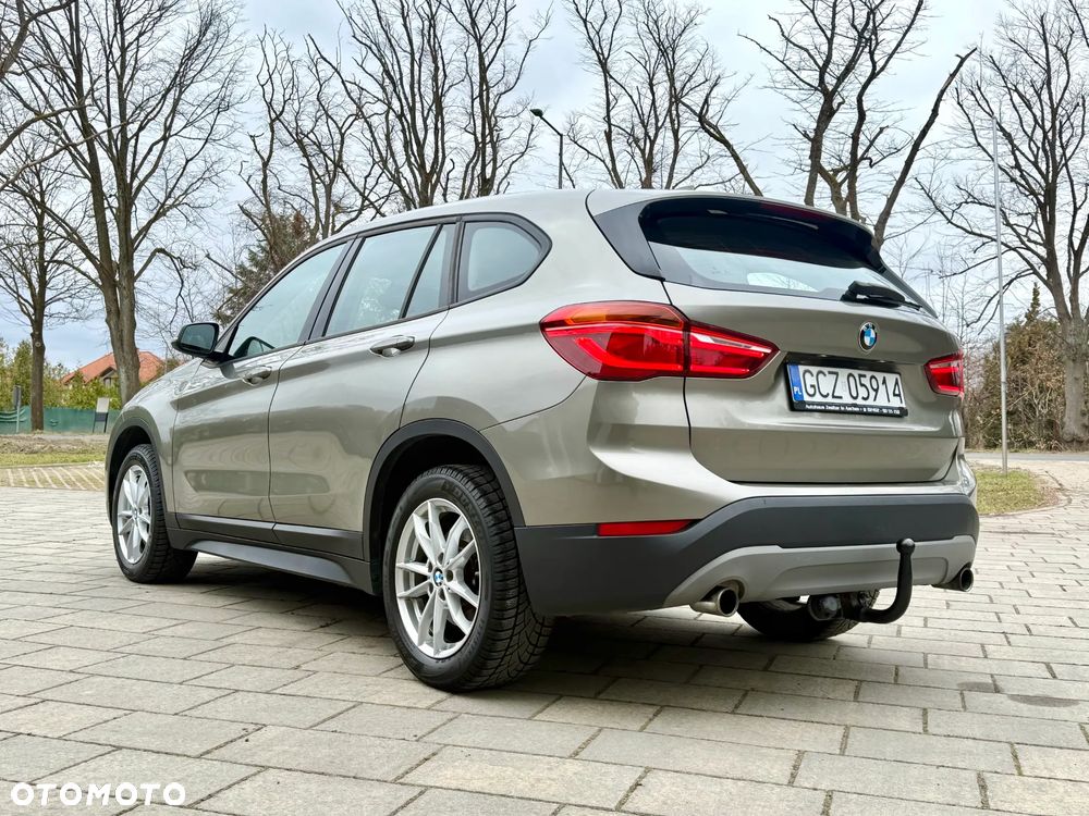 BMW X1 xDrive20d xLine sport - 6