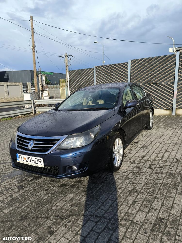 Renault Latitude 2.0 dCi Privilege - 3