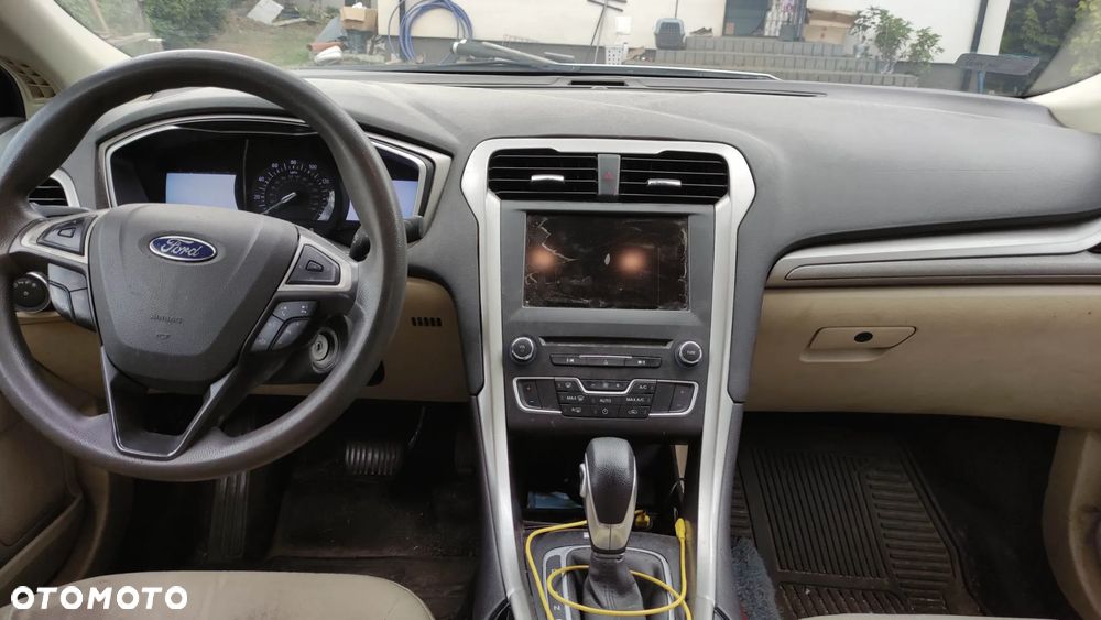 Ford Fusion - 7