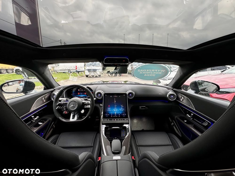 Mercedes-Benz AMG GT 63 4Matic+ - 17
