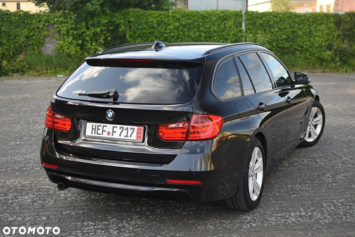 BMW Seria 3 318d Touring Sport Line - 9