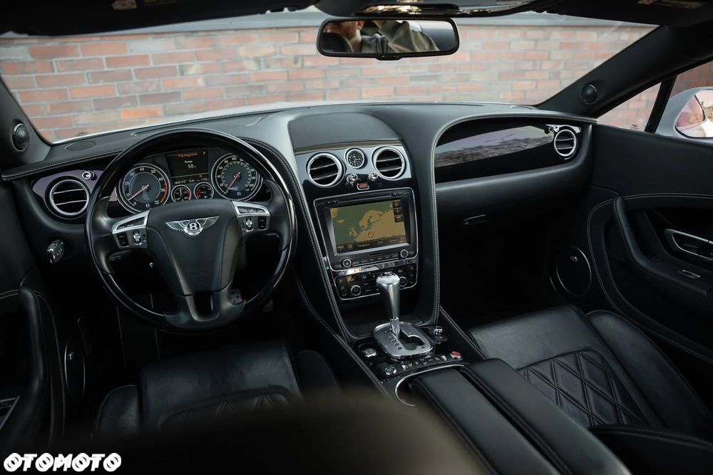 Bentley Continental GT Speed - 23