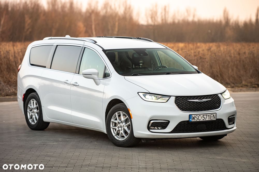 Chrysler Pacifica - 3