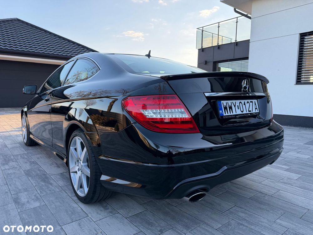 Mercedes-Benz Klasa C 180 BlueEFFICIENCY 7G-TRONIC - 11