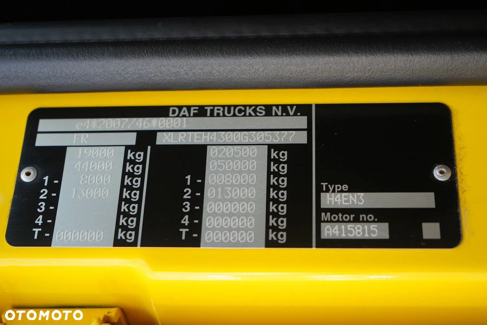 DAF 106 / 530 / EURO 6 / ACC / SPACE CAB / MAŁY PRZEBIEG - 11