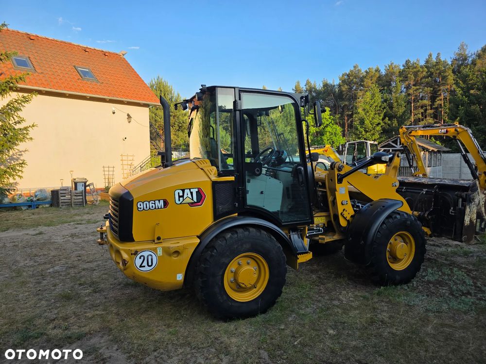 Caterpillar CAT 906 - 13