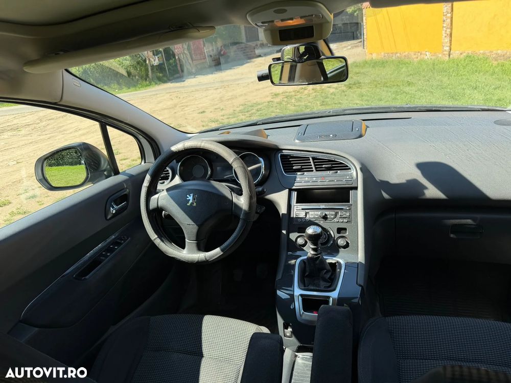 Peugeot 5008 - 4