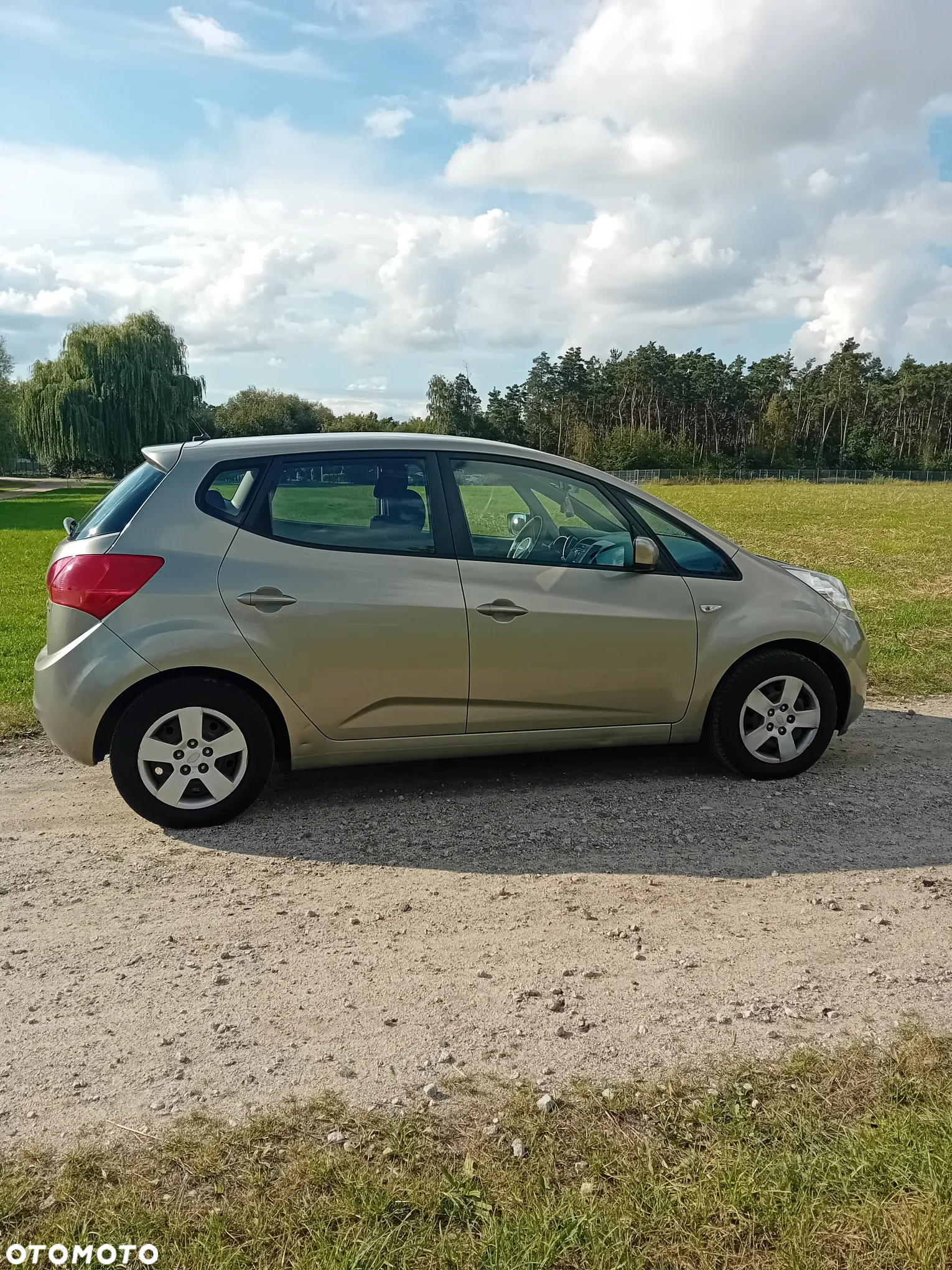 Kia Venga - 5